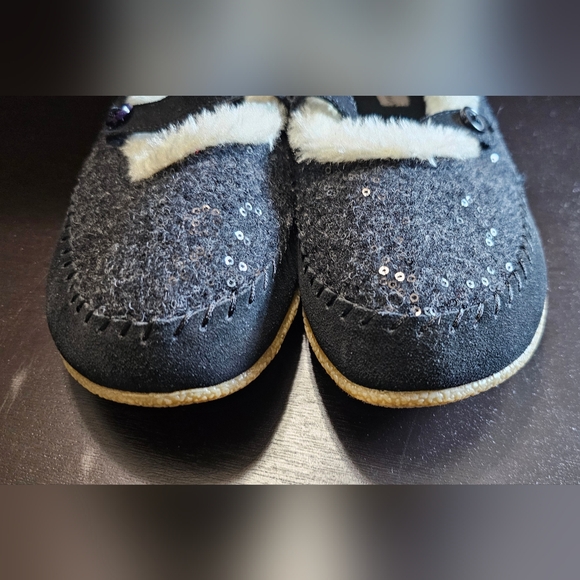 *New Mary-Jane Slippers* - Picture 5 of 9